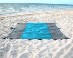 beach-blanket